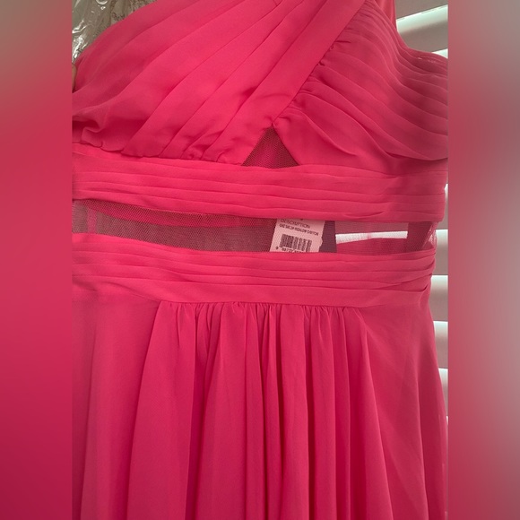 New/Never Used - ADRIANNA PAPELL ONE SHLDR HIGHLOW CHIFFON Dress - Picture 1 of 13